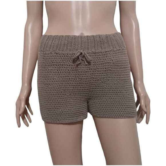 High Waisted Crochet-Knit Summer Shorts - Picture 1 of 13